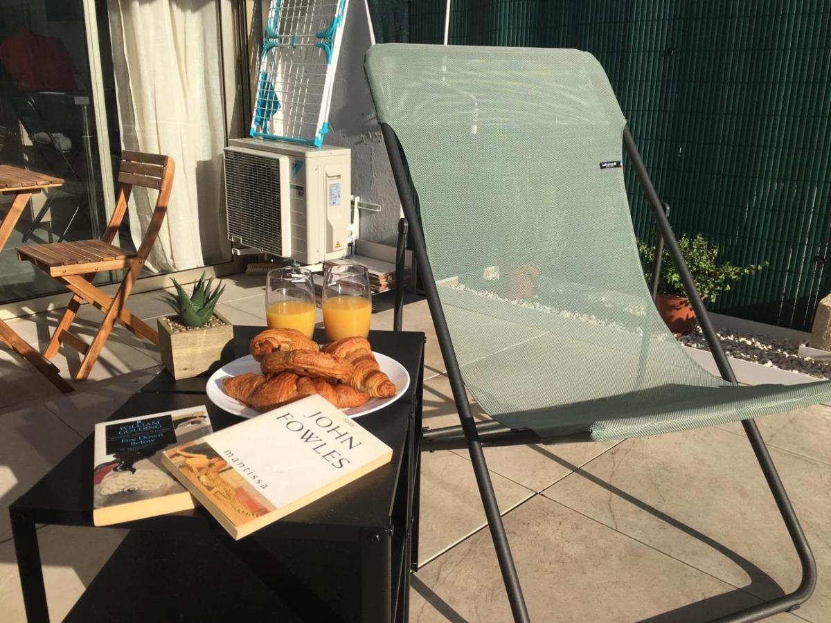 Bord De Mer, Avec Terrasse Villeneuve-Loubet