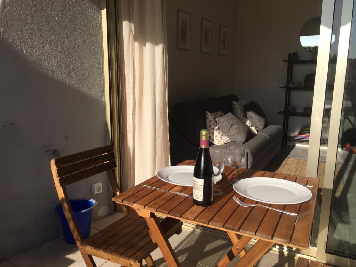 Appartement Bord De Mer, Avec Terrasse